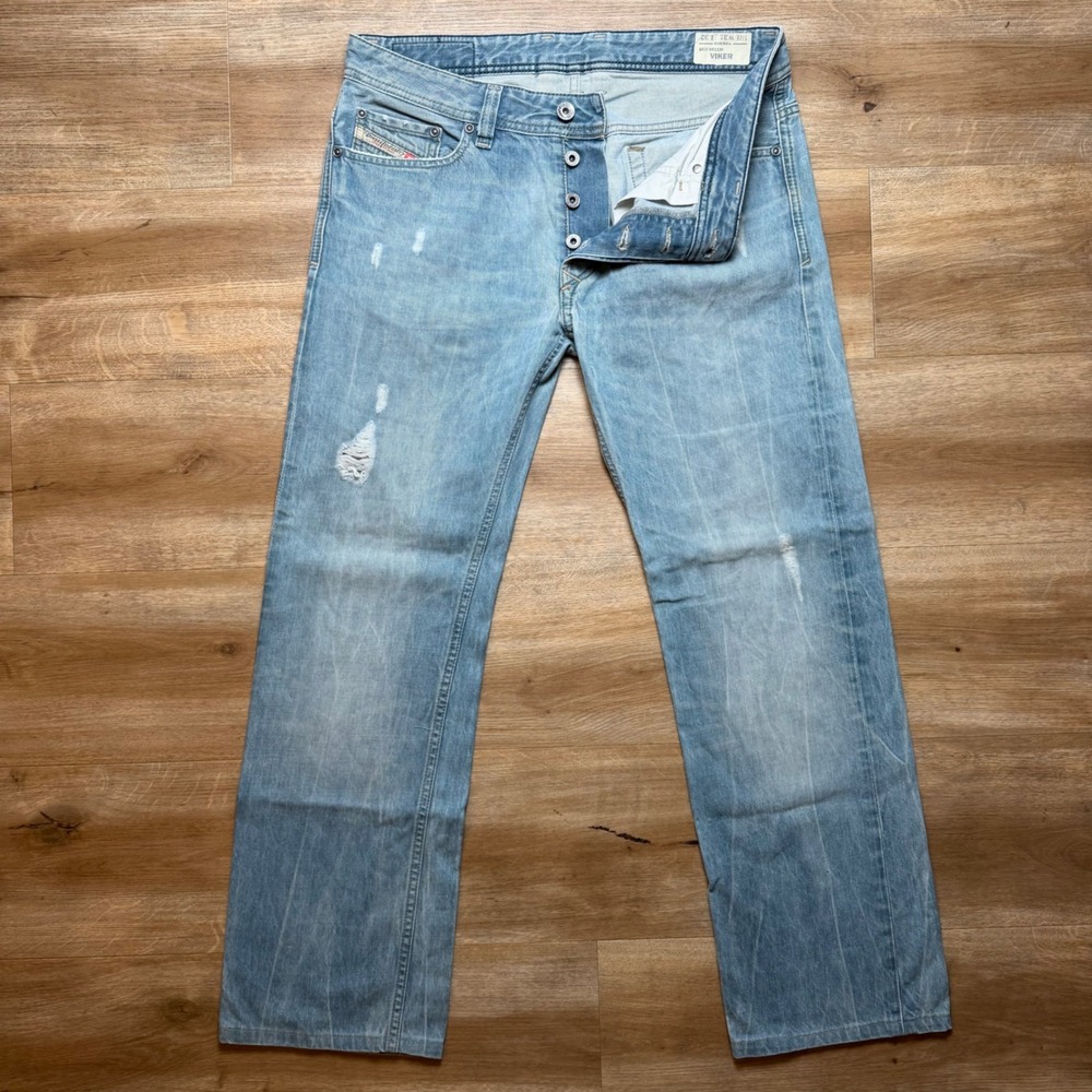 Diesel Viker Jeans Mens 31x29 Light Blue Distressed Straight Leg Denim 0R11M